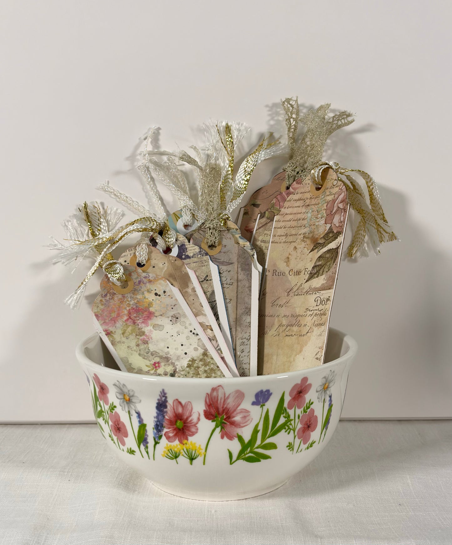 Artisan a - Floral Script